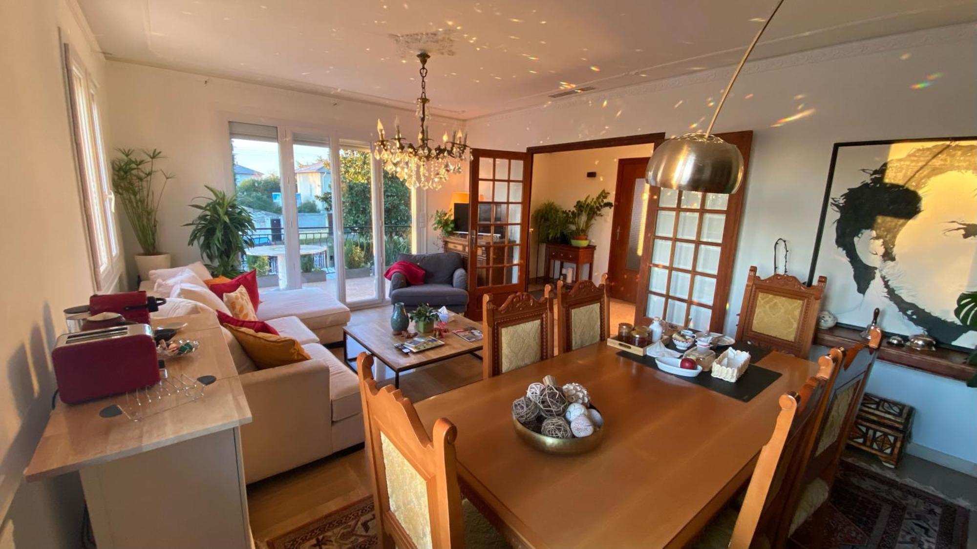 Casa Lovo Bed and Breakfast Saint-Laurent-de-Mure Eksteriør billede